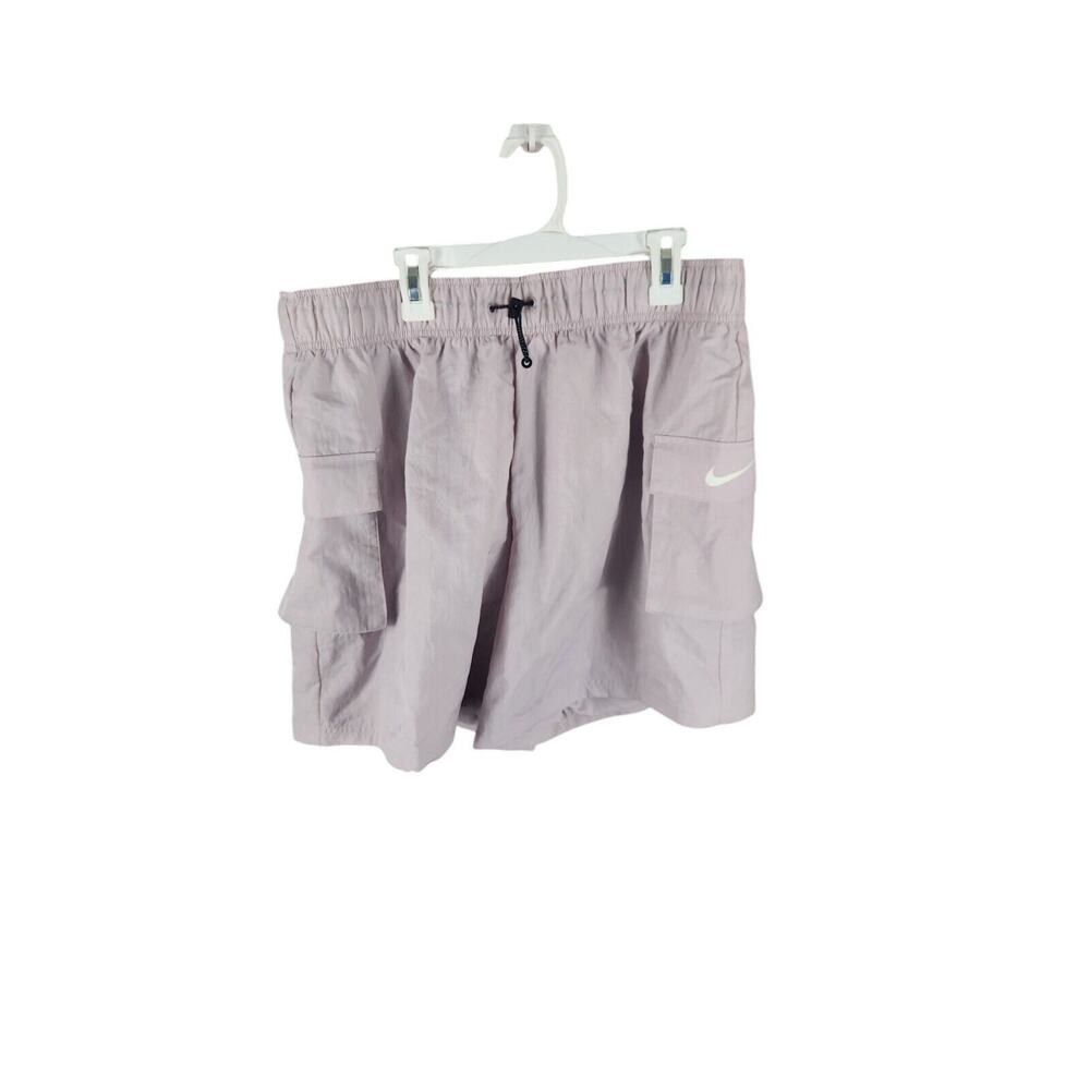 Nike Sportswear Essential High Rise shorts - Lavender - Large